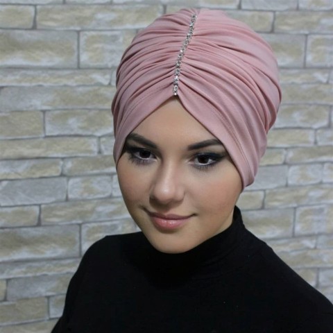Evening Model - Bonnet-Poudre en pierre froissée - Turkey