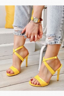 Duncan Yellow Patent Leather Heeled Shoes 100344296