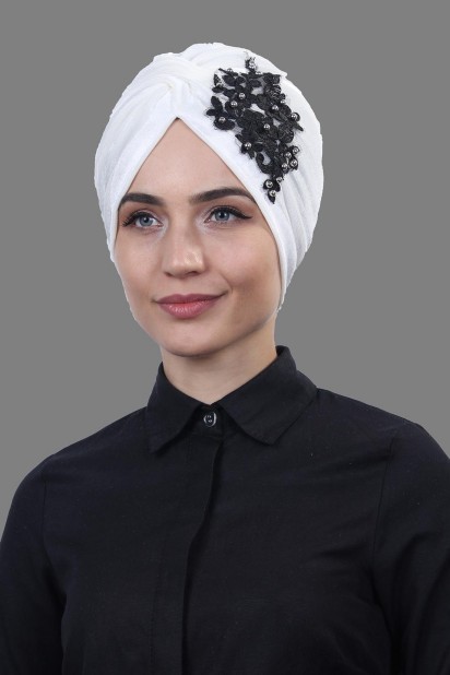 Evening Model - Velvet Guipure Vera Bonnet White-Black 100283054 - Turkey