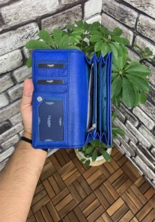 Blue Leather Zippered Women's Wallet 100345444