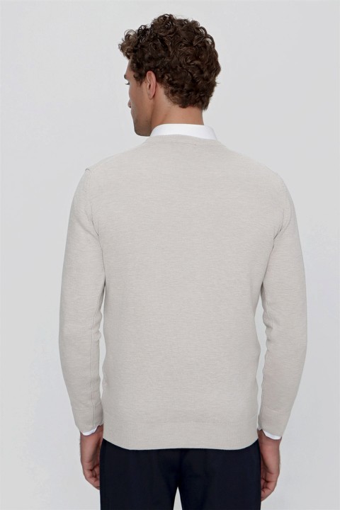 Men's Beige Basic Dynamic Fit Relaxed Cut V Neck Knitwear Sweater 100345152