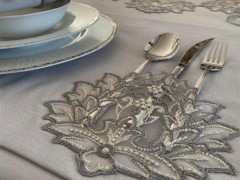 Table Cover Set - طقم مفرش طعام مصنوع يدويًا من 34 قطعة من الجميز مع دانتيل فرنسي رمادي 100330821 - Turkey