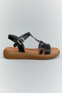 Kevon Black Leather Sandals 100343444
