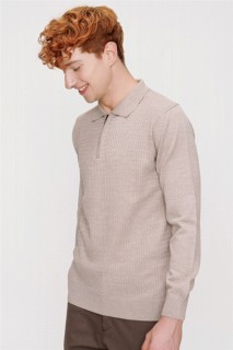 Men's Beige Dynamic Fit Zippered Polo Neck Knitwear Sweater 100345119