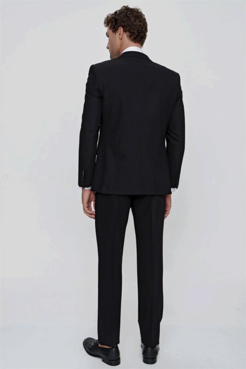 Men Black Basic Liparis Dynamic Fit Loose Cut 6 Drop Suit 100350992