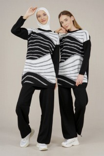 Cloth set - بدلة تريكو مزدوجة مزينة بالجليتر للنساء 100352582 - Turkey