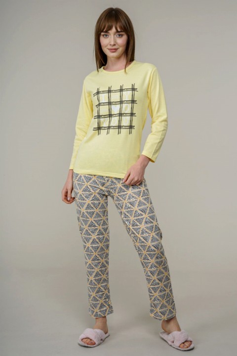 Pajamas - Women's Text Patterned Pajamas Set 100342561 - Turkey