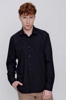Shirt - قميص رجالي بقصة مريحة وجيب عادي أسود أساسي 100350748 - Turkey