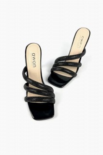 Piata Black Patent Leather Slippers 100344030