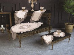 Living room Table Set - سرویس نشیمن 5 عددی گیپور فرانسوی مخملی یاسمن نقره ای 100259805 - Turkey