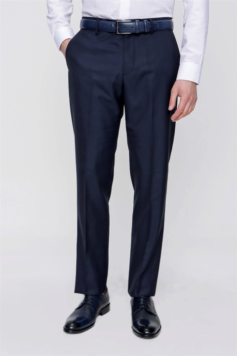 Men's Navy Blue Basic Straight Dynamic Fit Comfortable Cut Trousers 100351296