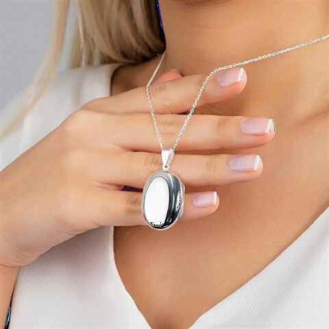 Oval Silver Locket Necklace 100349935