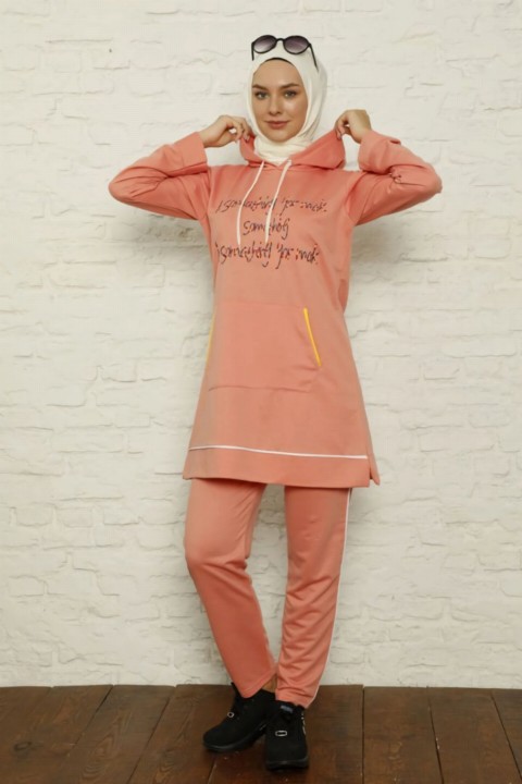 Pajamas - طقم بدلة رياضية بقلنسوة ومطرز ومفصل للنساء 100325574 - Turkey