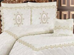 Amadora Velvet Lace Bedspread Cream 100344732