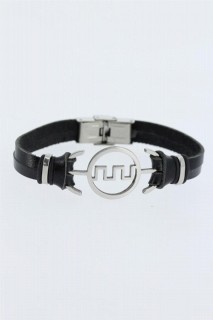 Men - Silver Color Labyrinth Figured Metal Accessory Black Color Leather Men's Bracelet 100318615 - Turkey